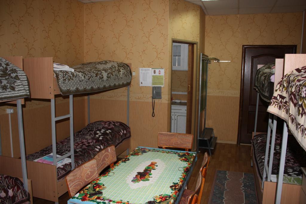 Motel Pid Strihoyu Kremencsuk Szoba fotó