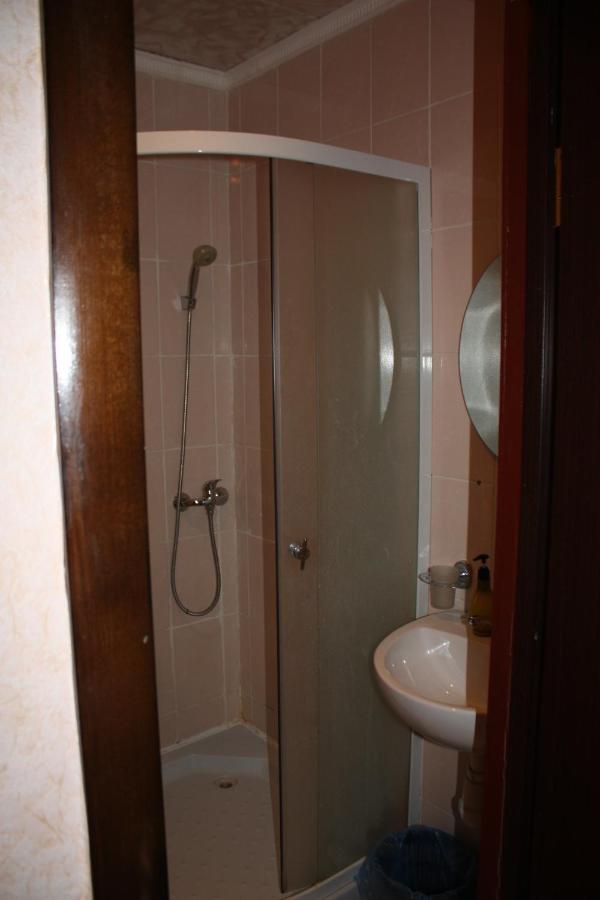 Motel Pid Strihoyu Kremencsuk Kültér fotó