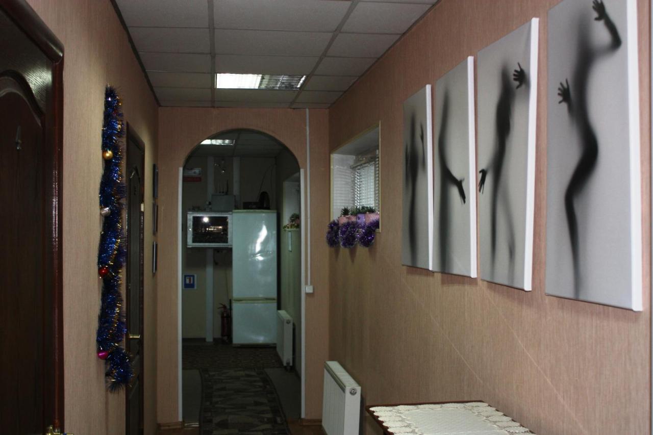 Motel Pid Strihoyu Kremencsuk Kültér fotó